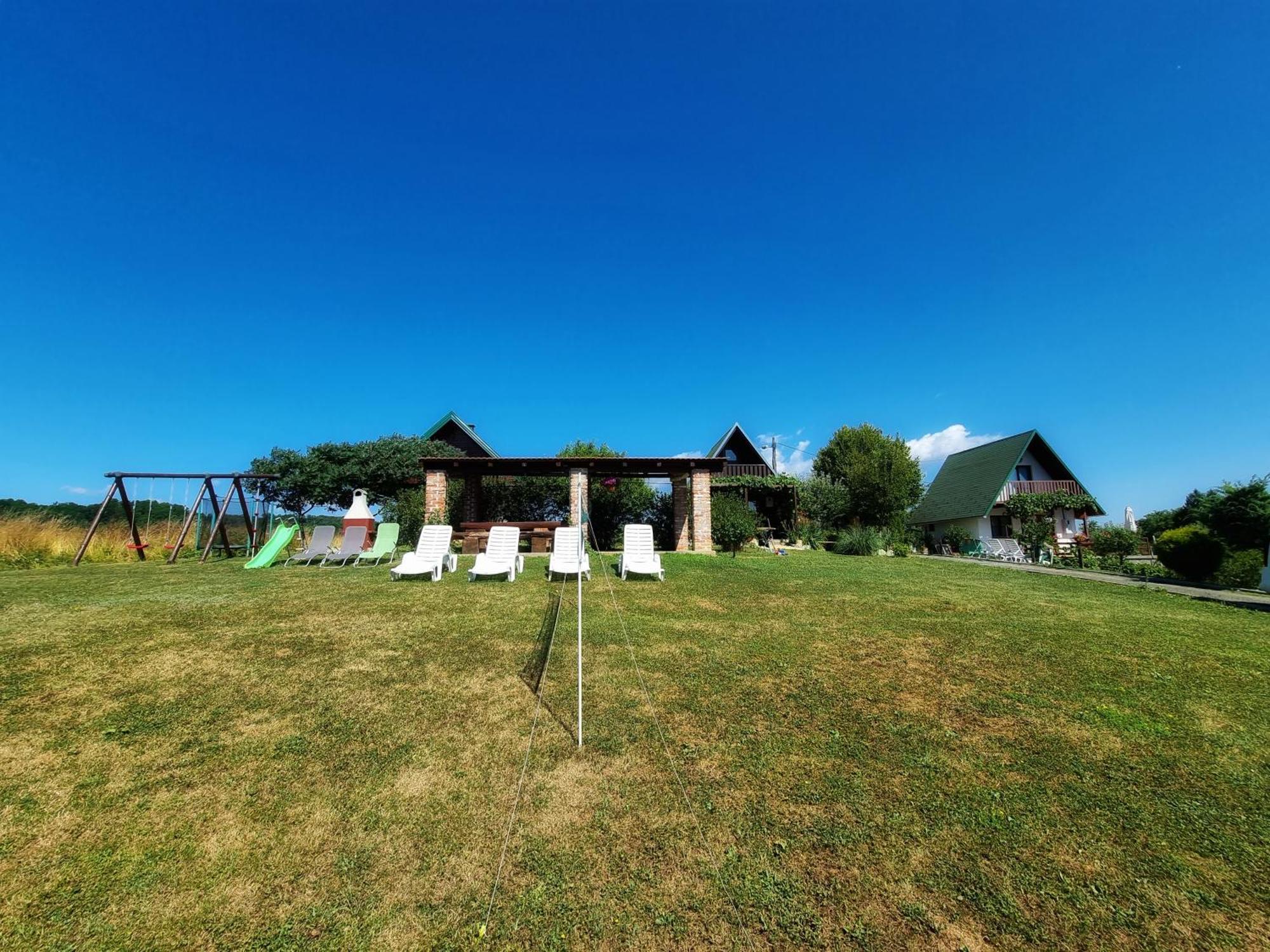 Guesthouse Mreznica- Mreznicka Idila resort Galovic-Selo Exterior foto