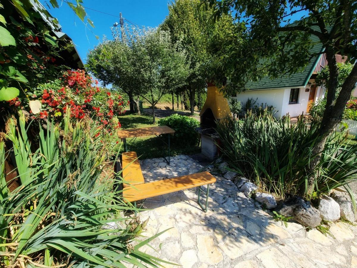 Guesthouse Mreznica- Mreznicka Idila resort Galovic-Selo Exterior foto